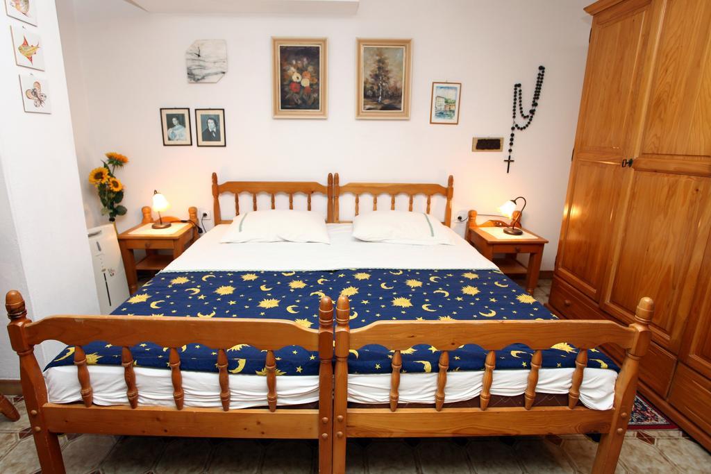 Parenzana Sea View Apartments Sk ปอร์โตรอซ ภายนอก รูปภาพ